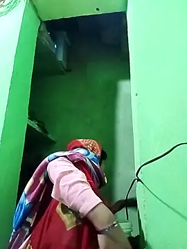 Karishma cute online show from November 27, 2025, 1:51 am