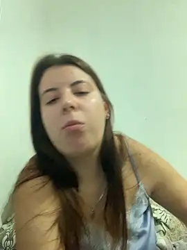 MiraCastellon online show from October 29, 2025, 12:07 pm