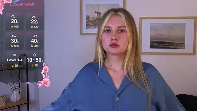 Snapshot of Shirley_Davis chatting on October 23, 2025, 4:50 pm Shirley Davis online show from October 23, 2025, 4:50 pm