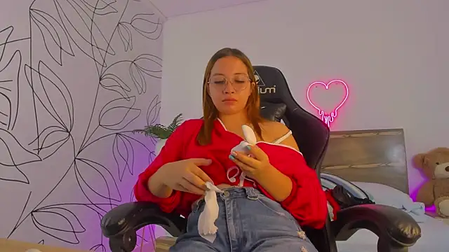 merida 06 online show from October 19, 2025, 3:51 am