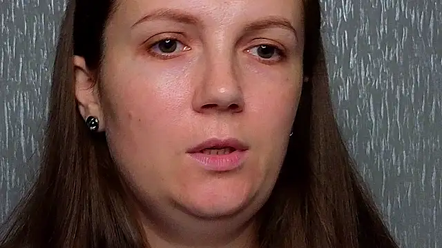 Amy  Leee  online show from October 31, 2025, 5:47 pm