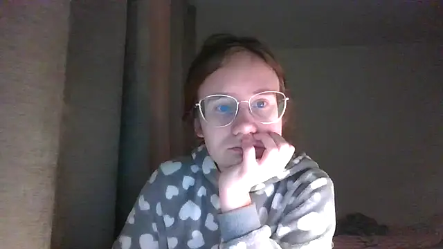 LuckySLove online show from January 12, 2026, 5:07 pm