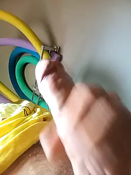 helfo2002 online show from October 31, 2025, 12:39 pm