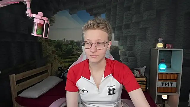 Snapshot of EllaSloan chatting on October 22, 2025, 5:52 am EllaSloan online show from October 22, 2025, 5:52 am