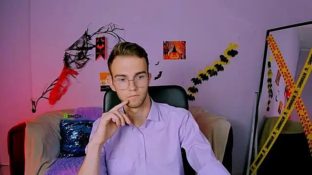 astren villo online show from November 2, 2025, 1:13 pm