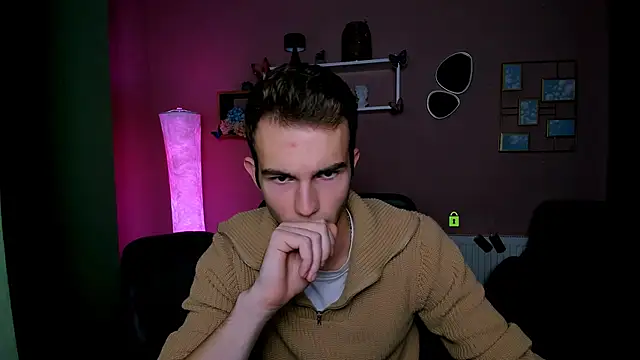 astren villo online show from November 21, 2025, 8:40 pm