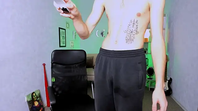 astren villo online show from November 23, 2025, 10:15 am