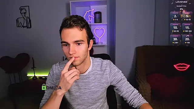 astren villo online show from November 26, 2025, 1:34 pm