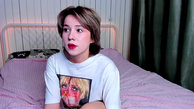 Snapshot of AlisiaEthen chatting on October 23, 2025, 8:29 pm AlisiaEthen online show from October 23, 2025, 8:29 pm