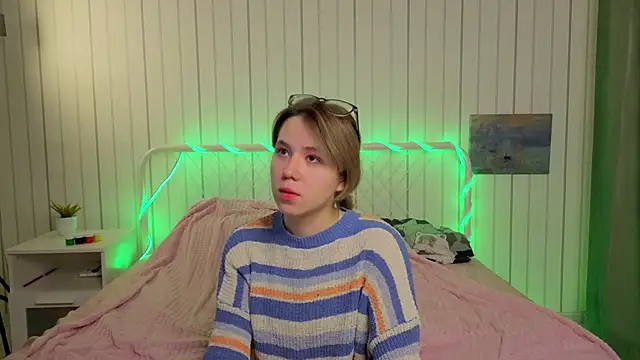 Snapshot of AlisiaEthen chatting on November 27, 2025, 8:22 pm AlisiaEthen online show from November 27, 2025, 8:22 pm