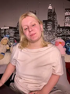 BonnyeBoom online show from February 28, 2026, 9:49 pm