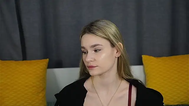 Snapshot of NaomiSweetheart chatting on October 20, 2025, 7:58 pm NaomiSweetheart online show from October 20, 2025, 7:58 pm