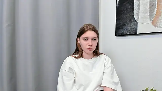 Snapshot of RoslynArcuo chatting on October 18, 2025, 5:14 pm RoslynArcuo online show from October 18, 2025, 5:14 pm