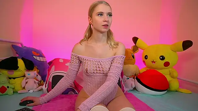 LillyOcean online show from February 16, 2026, 3:41 pm