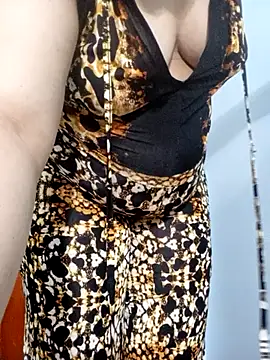 Snapshot of Notila-68 chatting on October 27, 2025, 11:20 pm Notila-68 online show from October 27, 2025, 11:20 pm