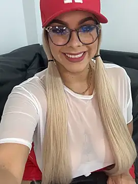 BBWCami  online show from October 19, 2025, 9:15 pm