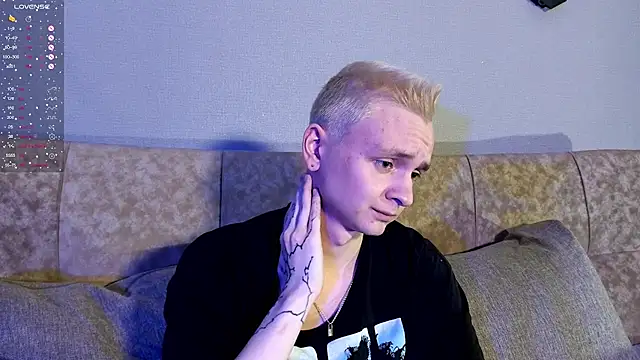 Logan mett online show from December 4, 2025, 8:12 am