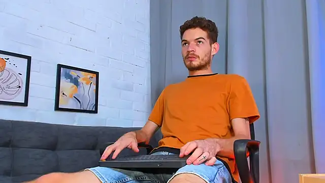 Snapshot of MATEO_HUNTER chatting on October 29, 2025, 3:09 am MATEO HUNTER online show from October 29, 2025, 3:09 am