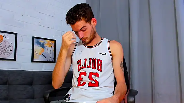 Snapshot of MATEO_HUNTER chatting on October 30, 2025, 3:52 am MATEO HUNTER online show from October 30, 2025, 3:52 am