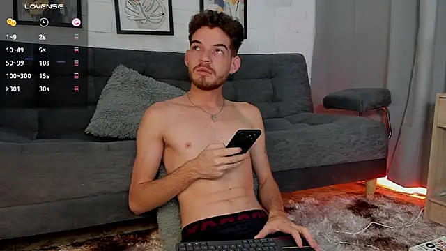 Snapshot of MATEO_HUNTER chatting on November 27, 2025, 4:03 am MATEO HUNTER online show from November 27, 2025, 4:03 am