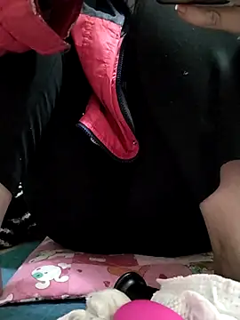 Amanda- ena- online show from December 14, 2025, 9:41 pm