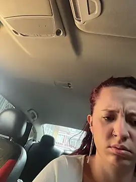 Snapshot of Zoe_fire chatting on November 17, 2025, 1:17 pm Zoe fire online show from November 17, 2025, 1:17 pm