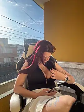 Snapshot of Zoe_fire chatting on November 29, 2025, 12:30 pm Zoe fire online show from November 29, 2025, 12:30 pm