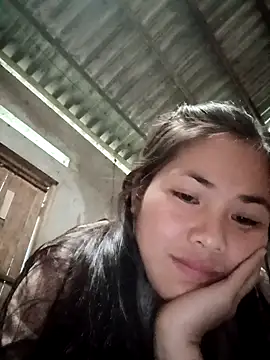 Lyssa-a online show from November 3, 2025, 2:35 am