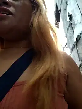 Snapshot of CockBiter83 chatting on October 31, 2025, 11:28 pm CockBiter83 online show from October 31, 2025, 11:28 pm