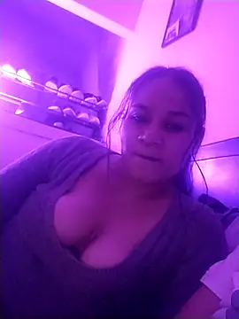 Snapshot of checheludo23 chatting on March 6, 2026, 6:32 am checheludo23 online show from March 6, 2026, 6:32 am