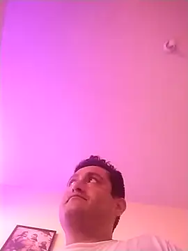 Snapshot of checheludo23 chatting on April 15, 2026, 10:10 pm checheludo23 online show from April 15, 2026, 10:10 pm