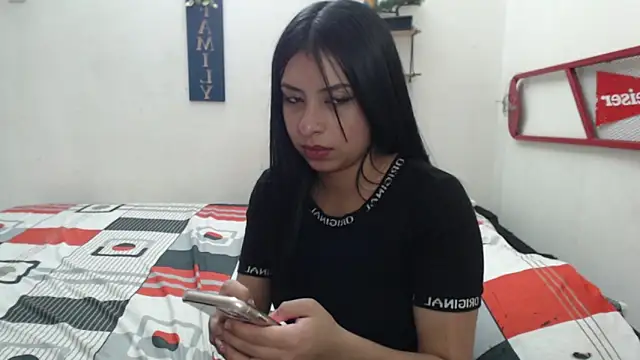 Lya Hall  online show from February 14, 2026, 7:32 pm