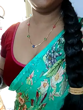 Snapshot of Nikitha_telugu chatting on November 11, 2025, 5:07 am Nikitha telugu online show from November 11, 2025, 5:07 am