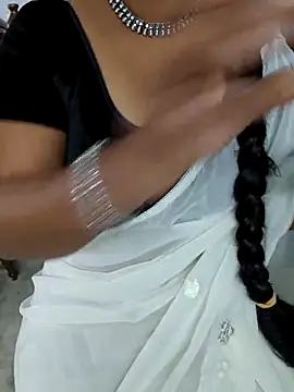 Snapshot of Nikitha_telugu chatting on November 12, 2025, 5:08 am Nikitha telugu online show from November 12, 2025, 5:08 am