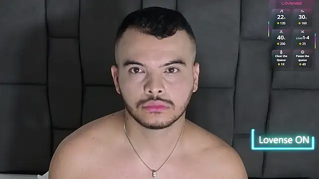 Snapshot of Matia5Tower5 chatting on November 24, 2025, 9:58 pm Matia5Tower5 online show from November 24, 2025, 9:58 pm