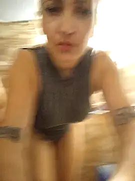 Nicolle Amor online show from January 19, 2026, 12:03 am