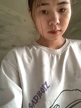 Yanmei 19 online show from October 21, 2025, 2:01 am
