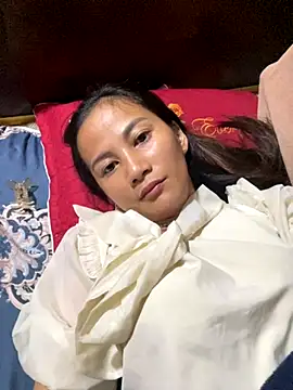 Miss-World00 online show from November 17, 2025, 7:03 am