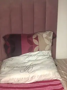 Snapshot of Bubbles156 chatting on March 2, 2026, 4:47 am Bubbles156 online show from March 2, 2026, 4:47 am