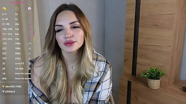 LustLagoon online show from November 13, 2025, 6:12 am