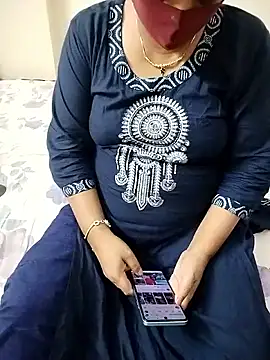 Snapshot of Hot_Boude chatting on October 21, 2025, 8:42 pm Hot Boude online show from October 21, 2025, 8:42 pm