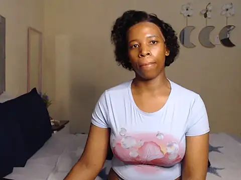 freaky-Mikie online show from August 5, 2026, 6:44 pm