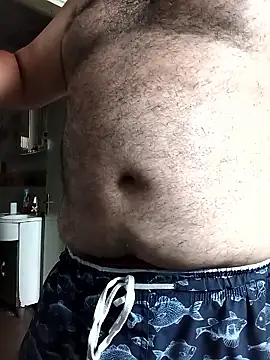 Motoboy100 online show from January 7, 2026, 11:12 am