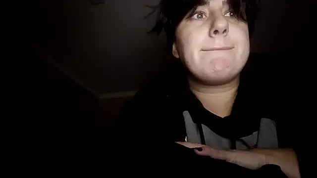 Snapshot of GwendolynFoster chatting on October 27, 2025, 4:33 pm GwendolynFoster online show from October 27, 2025, 4:33 pm