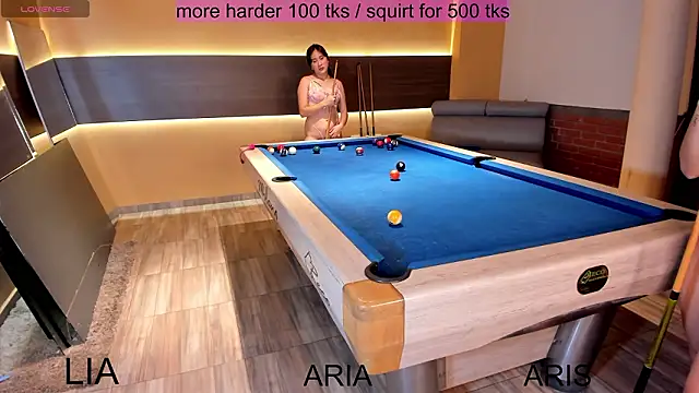 Glamorous Giirlss online show from February 5, 2026, 1:05 pm