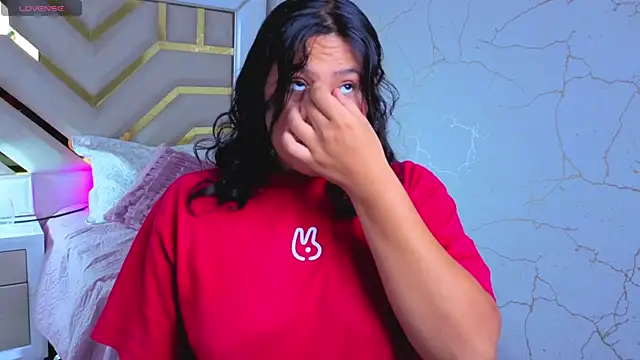 Snapshot of luna_jonezz chatting on November 13, 2025, 11:31 am luna jonezz online show from November 13, 2025, 11:31 am