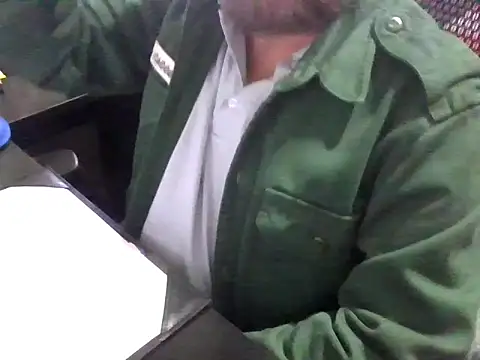 Snapshot of CaccoCasado chatting on October 24, 2025, 1:51 pm CaccoCasado online show from October 24, 2025, 1:51 pm