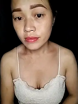 Snapshot of Hani-i chatting on October 20, 2025, 9:48 pm Hani-i online show from October 20, 2025, 9:48 pm