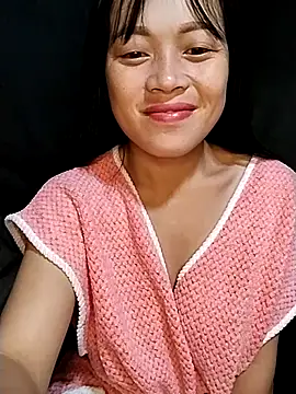 Snapshot of Hani-i chatting on November 2, 2025, 9:39 pm Hani-i online show from November 2, 2025, 9:39 pm