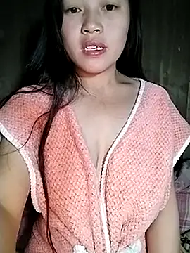 Snapshot of Hani-i chatting on November 29, 2025, 9:40 pm Hani-i online show from November 29, 2025, 9:40 pm